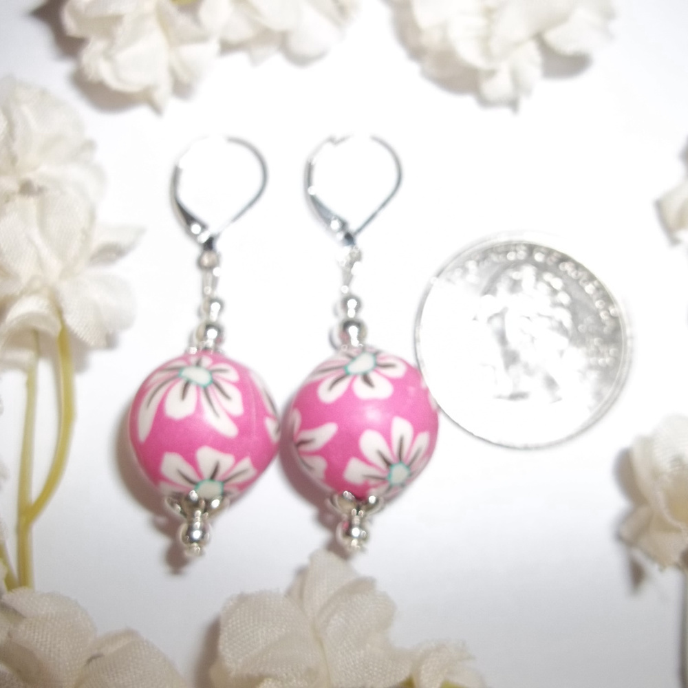 Big Pink Flower Earrings Dangle Beaded NWT 4777 - Picture 2 of 8